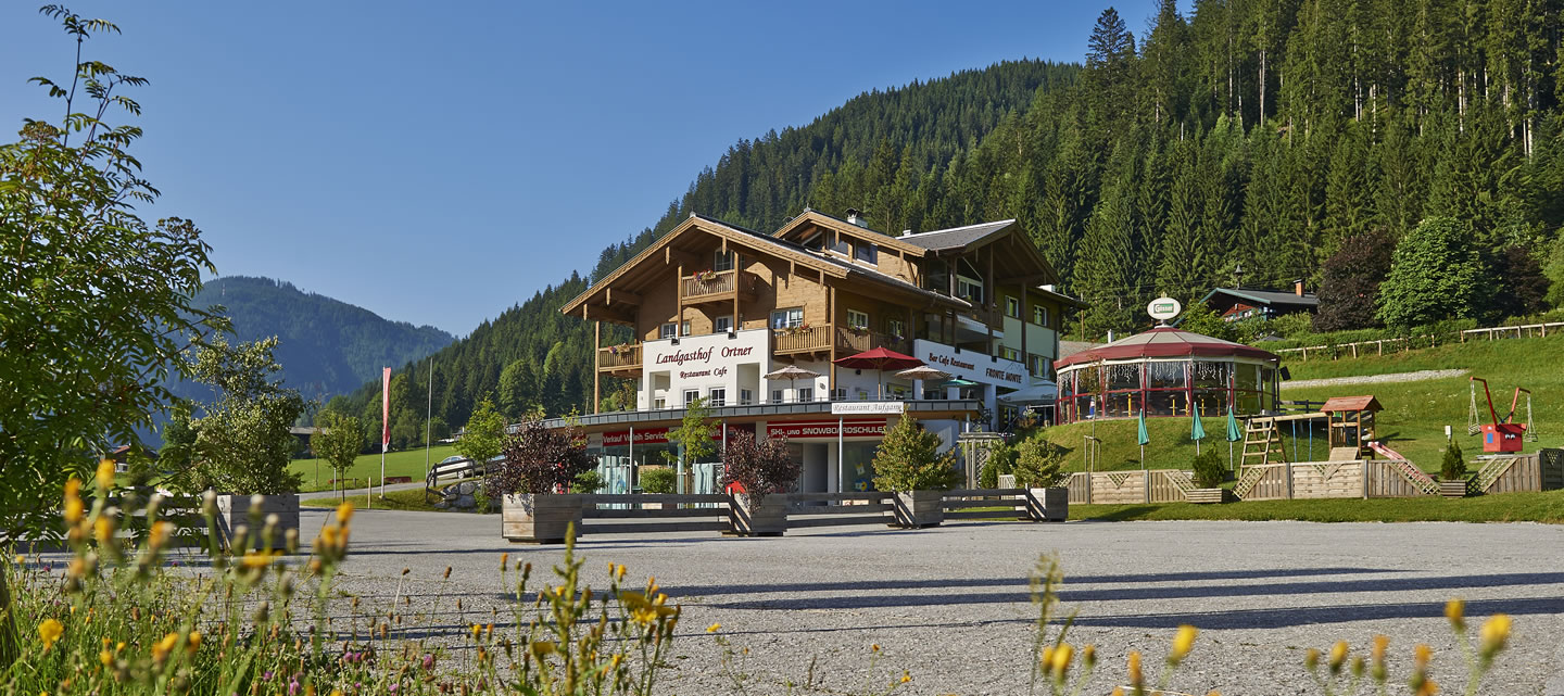Landgasthof Ortner im Sommer in Eben im Pongau